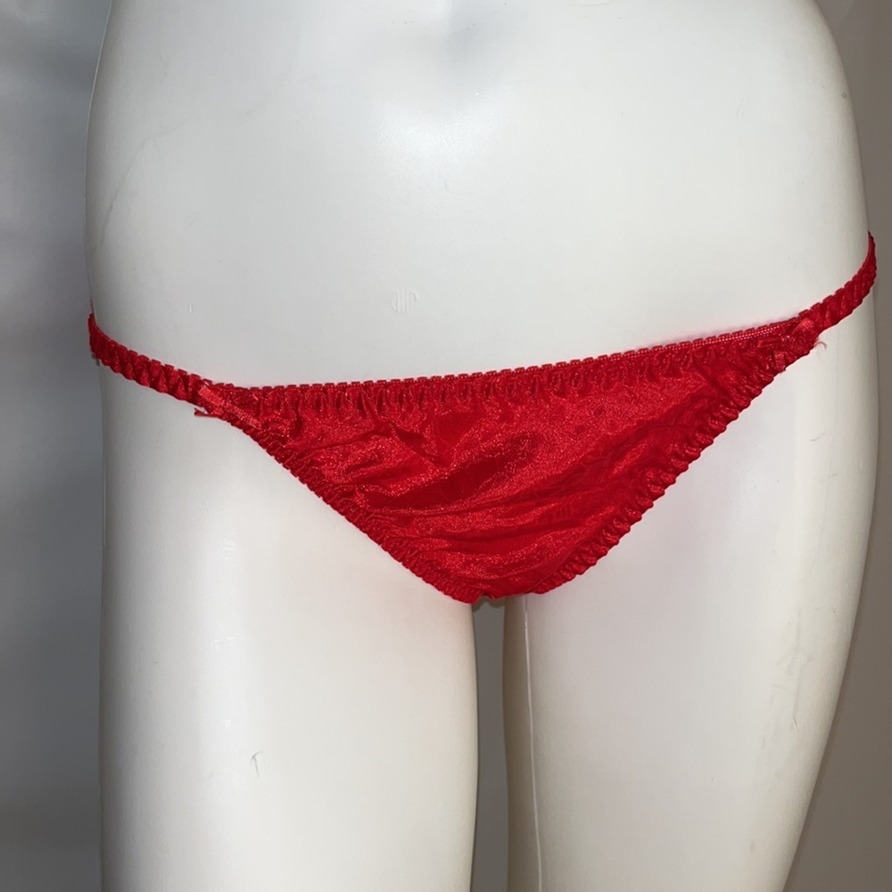 Van Mar satin red panties M